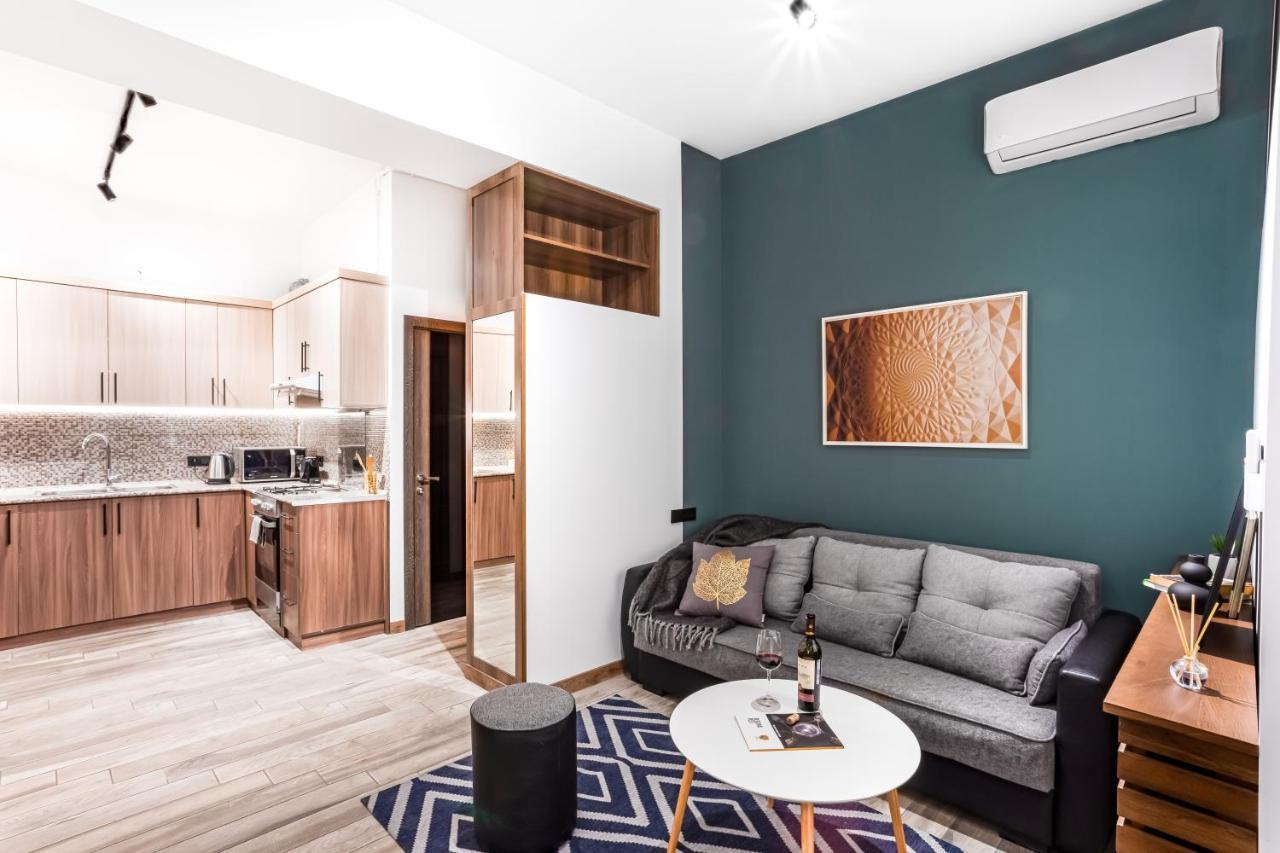 Hotelise I Tonic Apartment Erevan Esterno foto