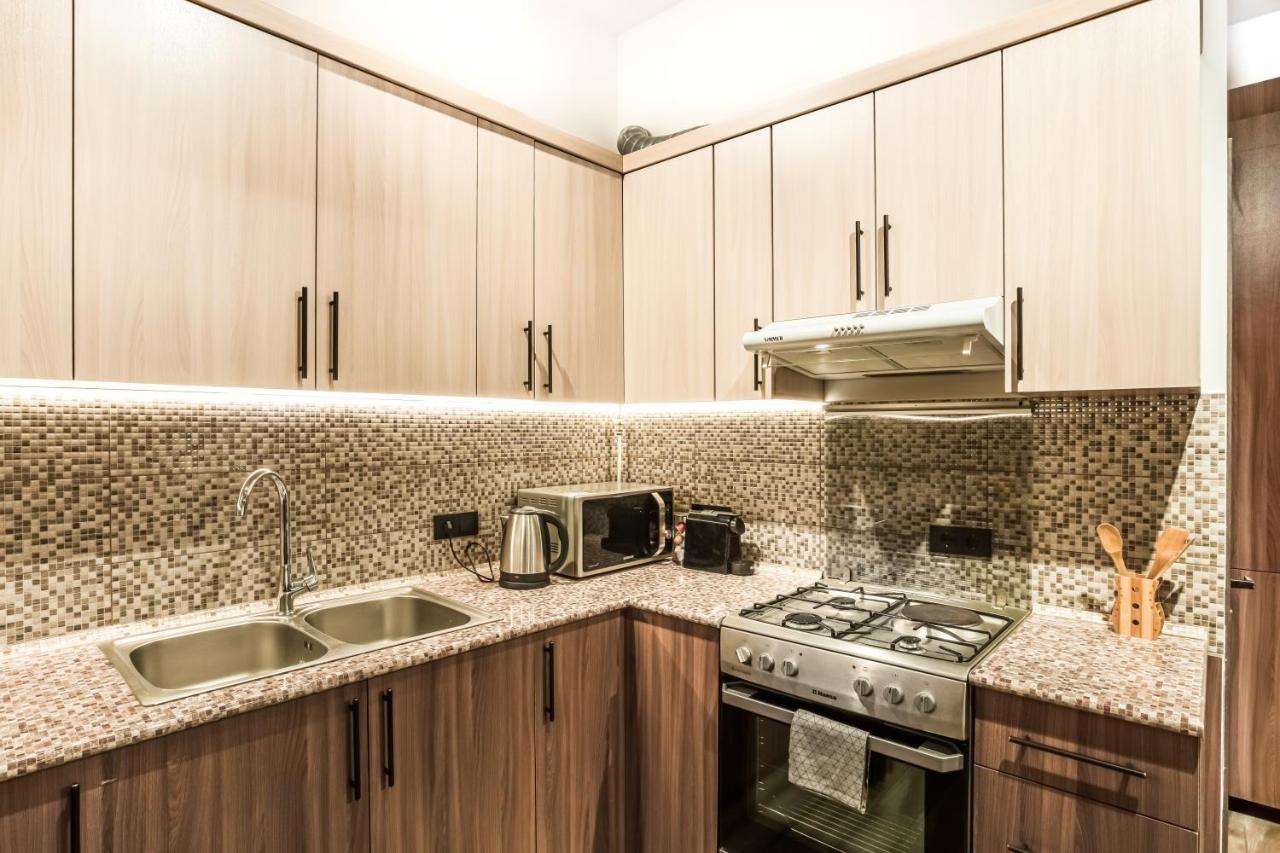 Hotelise I Tonic Apartment Erevan Esterno foto