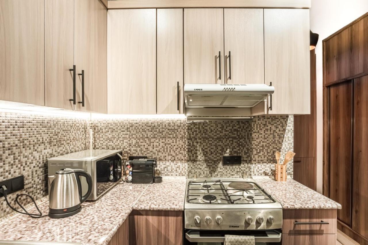 Hotelise I Tonic Apartment Erevan Esterno foto