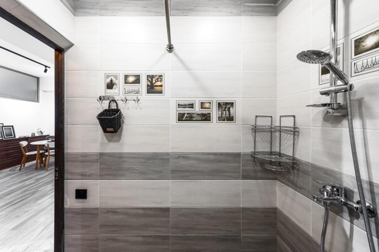 Hotelise I Tonic Apartment Erevan Esterno foto