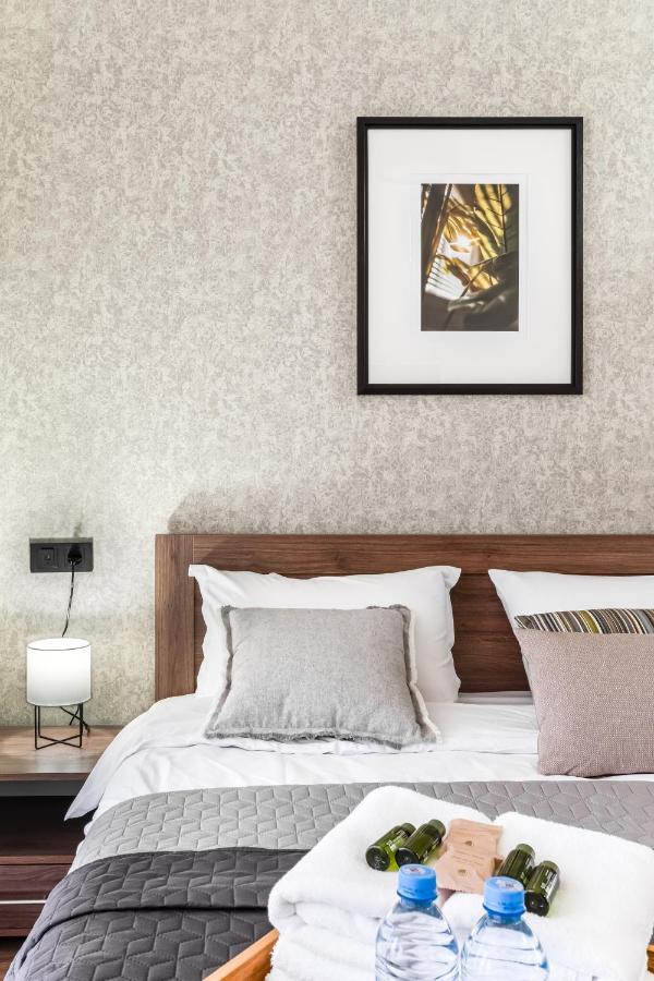 Hotelise I Tonic Apartment Erevan Esterno foto