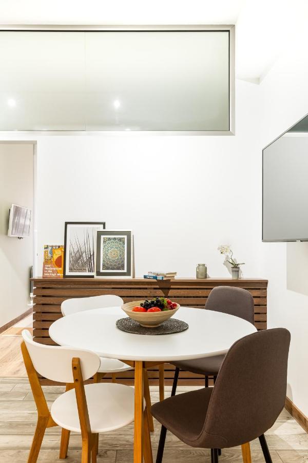 Hotelise I Tonic Apartment Erevan Esterno foto